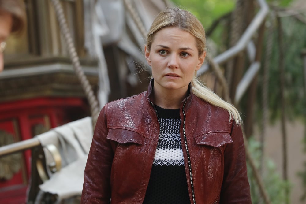 ONCE UPON A TIME - "The Savior" - As "Once Upon a Time" returns to ABC for its sixth season, SUNDAY, SEPTEMBER 25 (8:00-9:00 p.m. EDT), on the ABC Television Network, so does its classic villain-the Evil Queen. (ABC/Jack Rowand) JENNIFER MORRISON Once Upon A Time Photo Preview: What’s Emma’s “Mysterious Side Effect”? (Season 6 Episode 1) - Part 3 ONCE UPON A TIME - "The Savior" - As "Once Upon a Time" returns to ABC for its sixth season, SUNDAY, SEPTEMBER 25 (8:00-9:00 p.m. EDT), on the ABC Television Network, so does its classic villain-the Evil Queen. (ABC/Jack Rowand)