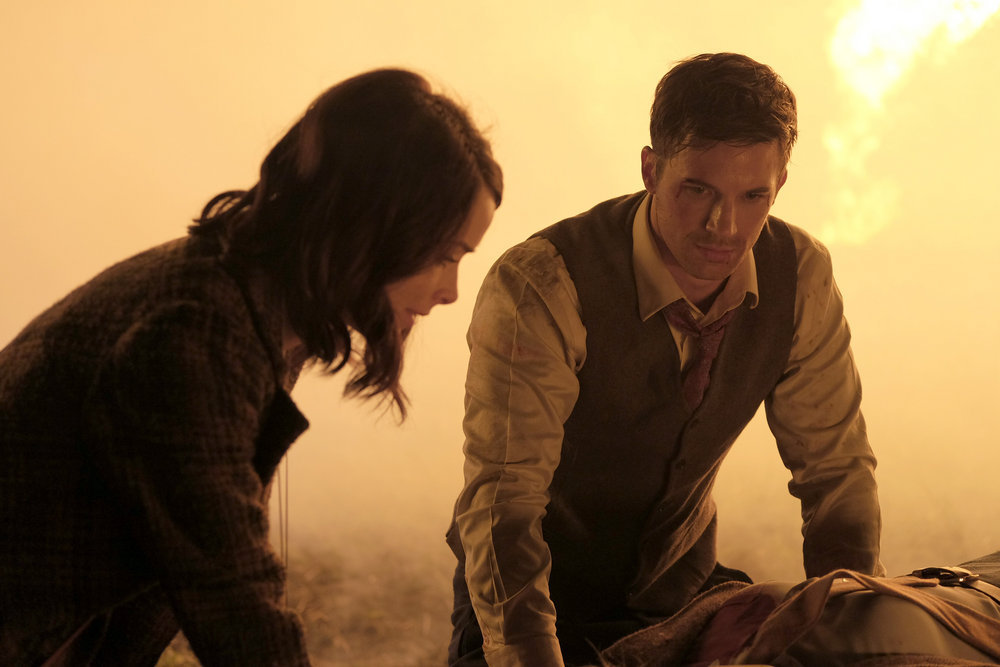 TIMELESS -- "Pilot" -- Pictured: (l-r) Abigail Spencer as Lucy Preston, Matt Lanter as Wyatt Logan -- (Photo by: Joe Lederer/NBC) Timeless Series Premiere Photo Preview | Tell-Tale TV - Part 3