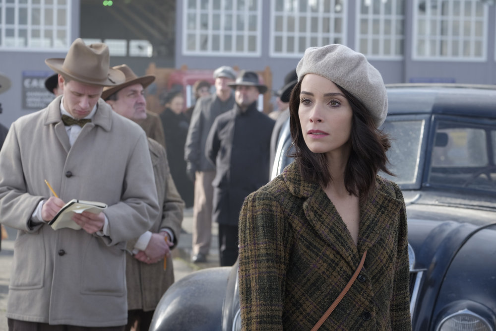 TIMELESS -- "Pilot" -- Pictured: Abigail Spencer as Lucy Preston -- (Photo by: Joe Lederer/NBC) Timeless Series Premiere Photo Preview | Tell-Tale TV - Part 2