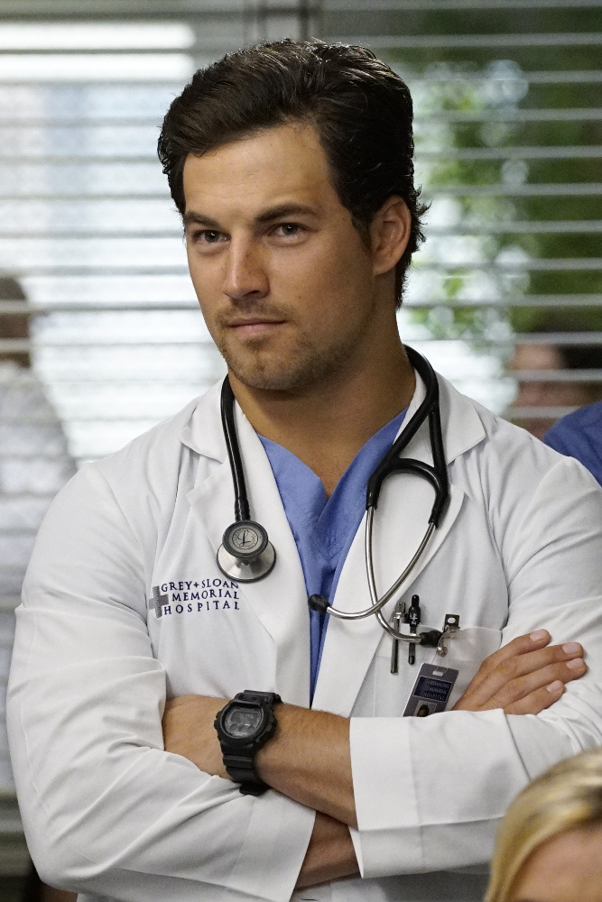 GREY Grey’s Anatomy Photo Preview: Change is Coming (Season 13 Episode 7) - Part 2'S ANATOMY - "Why Try to Change Me Now" - The arrival of a new consultant puts all of the doctors on edge, especially once she starts stepping on toes in the OR. Amelia and Owen bring their personal problems into the hospital, while April explores some uncharted territory, on "Grey's Anatomy," THURSDAY, NOVEMBER 3 (8:00-9:00 p.m. EDT), on the ABC Television Network. (ABC/Kelsey McNeal) GIACOMO GIANNIOTTI