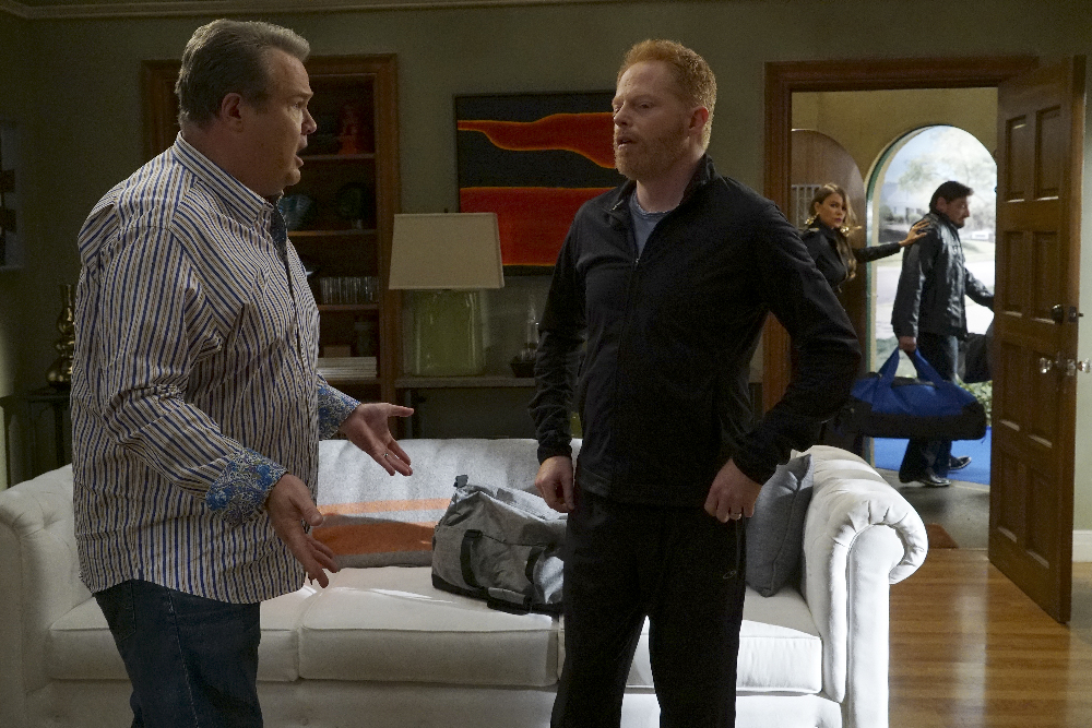 MODERN FAMILY - "The Alliance" - ABC/Byron Cohen Modern Family Review: The Alliance (Season 8 Episode 8) | Tell-Tale TV