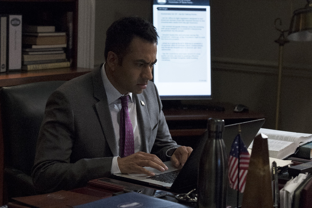 Designated Survivor Photo Preview: Betrayal - Part 3