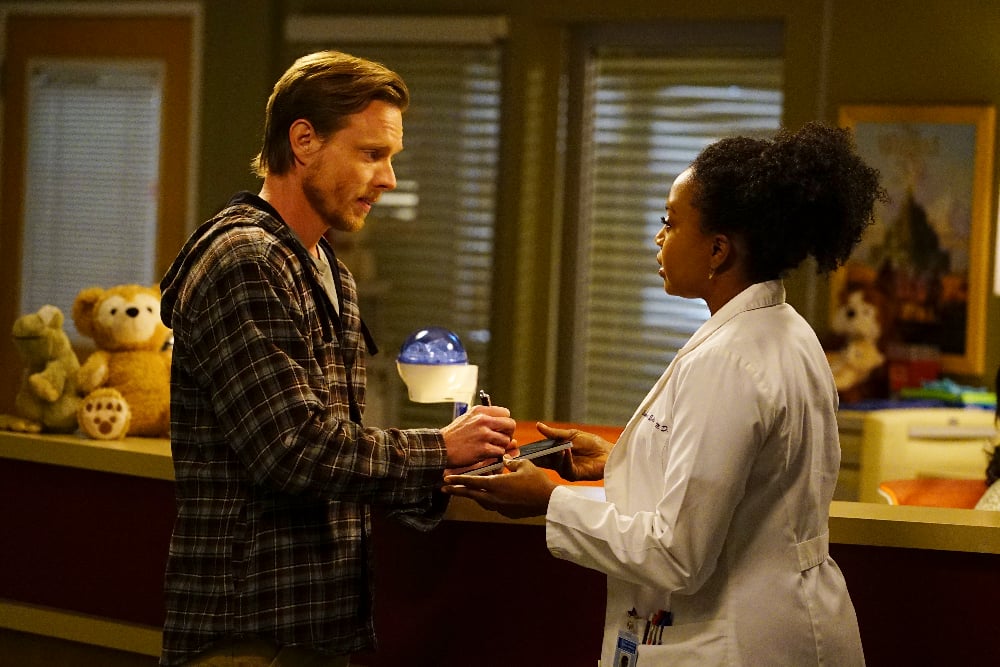 Grey's Anatomy Season 13 Episode 22 MATTHEW ALAN, JERRIKA HINTON | Tell-Tale TV Grey's Anatomy Season 13 Episode 22 Grey’s Anatomy Photo Preview: Jeopardy - Part 2 Grey's Anatomy Season 13 Episode 22
