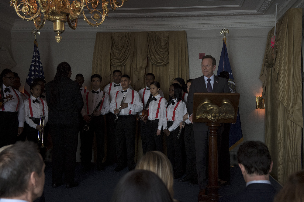 Designated Survivor Season 1 Episode 19 KIEFER SUTHERLAND | Tell-Tale TV Designated Survivor Season 1 Episode 19 Designated Survivor Photo Preview: The Search - Part 5 Designated Survivor Season 1 Episode 19