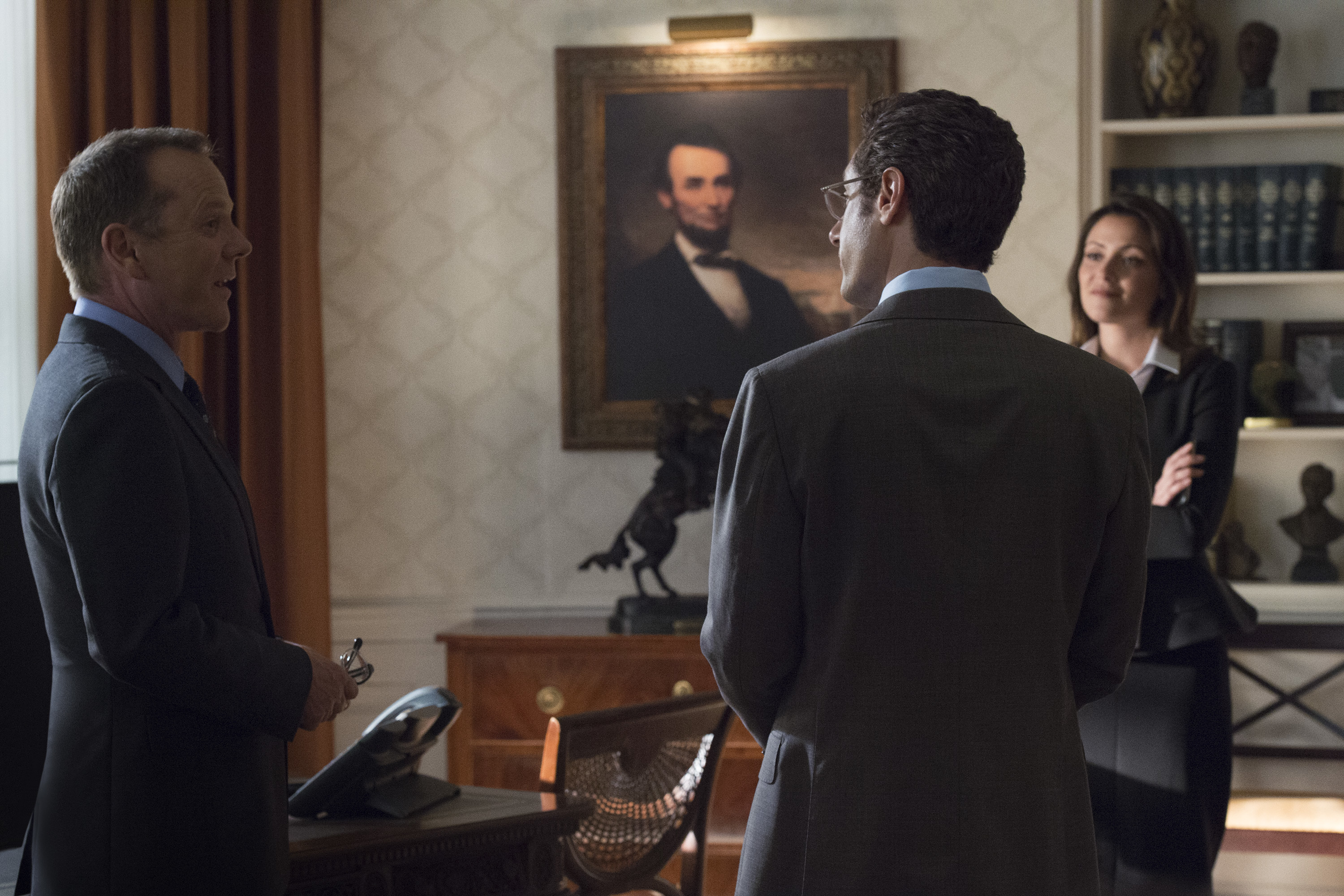 Designated Survivor Photo Preview: Year Two (Season 2 Episode 1) - Part 2