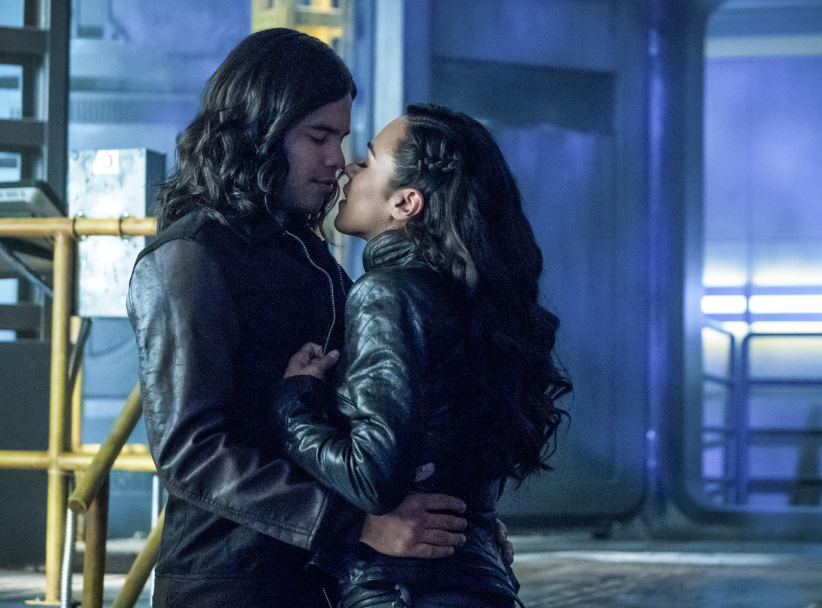 The Flash Season 4 Episode 4 - Elongated Journey Into Night Preview — The Flash Season 4 Episode 4: Elongated Journey Into Night - Part 2