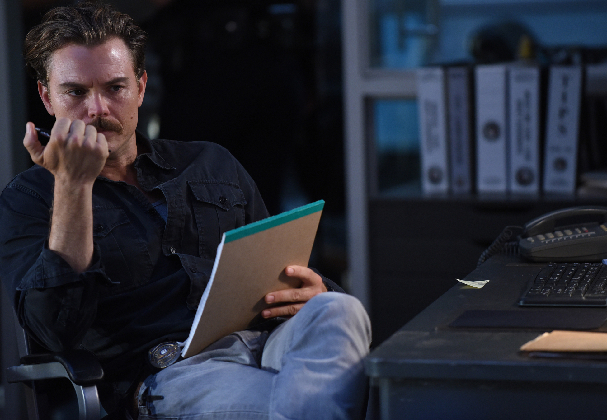 ffLethalWeapon-Ep208_Sc33-Ray_0562_f_hires1 Preview — Lethal Weapon Season 2 Episode 8: Fork-Getta-Bout It - Part 2