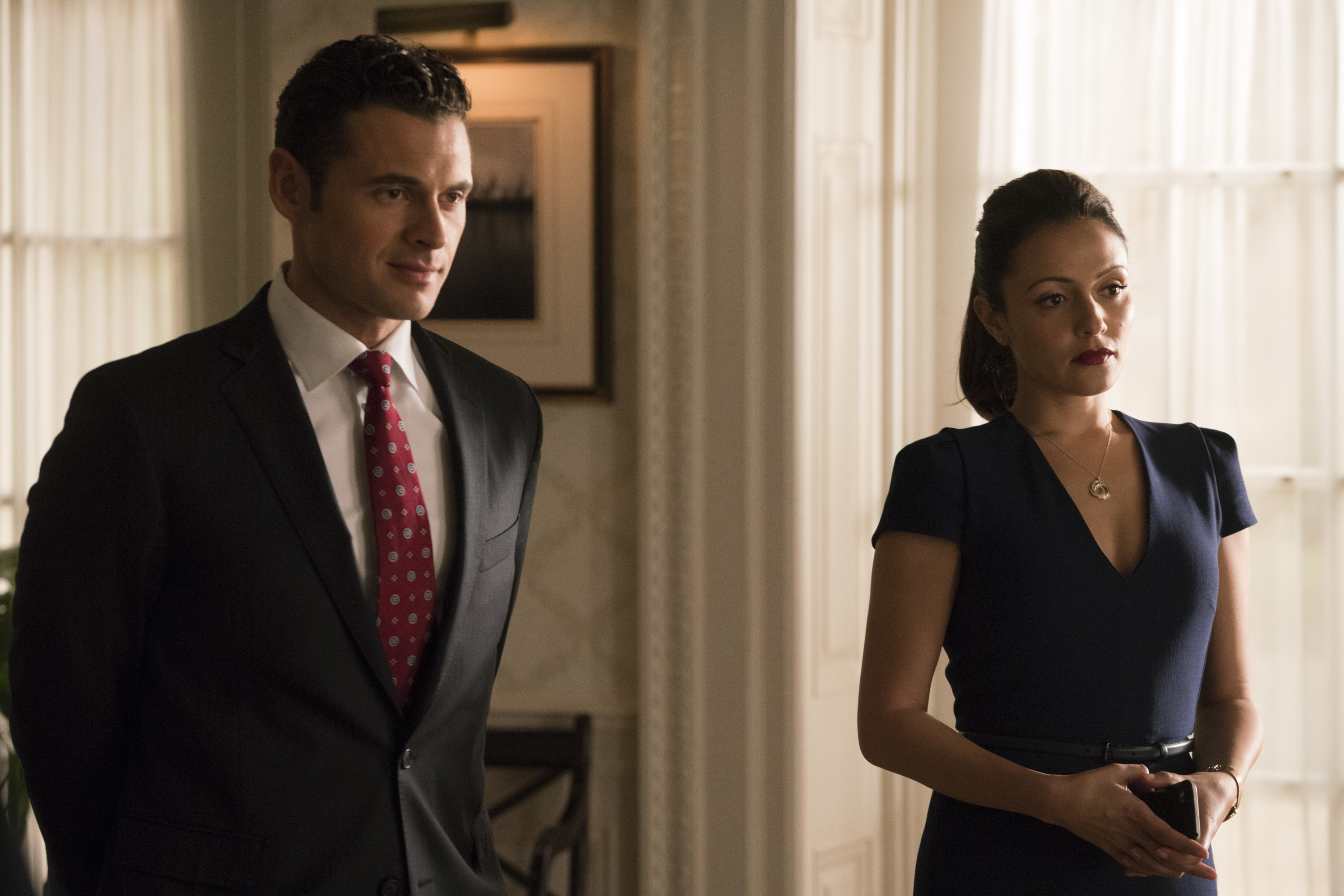 ADAN CANTO, ITALIA RICCI Preview — Designated Survivor Season 2 Episode 9: Three-Letter Day - Part 4