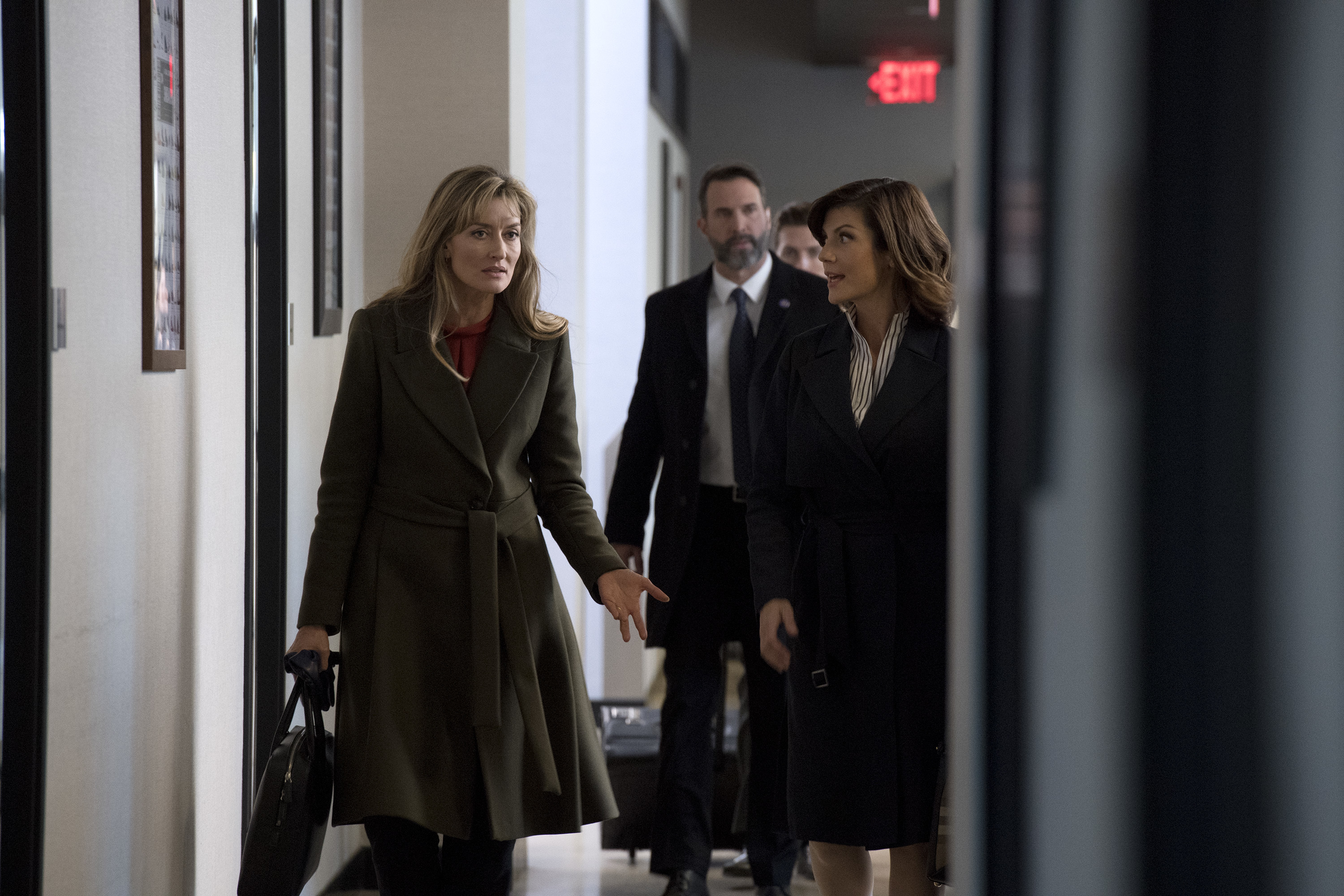 NATASCHA MCELHONE, ZOE MCLELLAN Preview — Designated Survivor Season 2 Episode 10: Line of Fire - Part 3