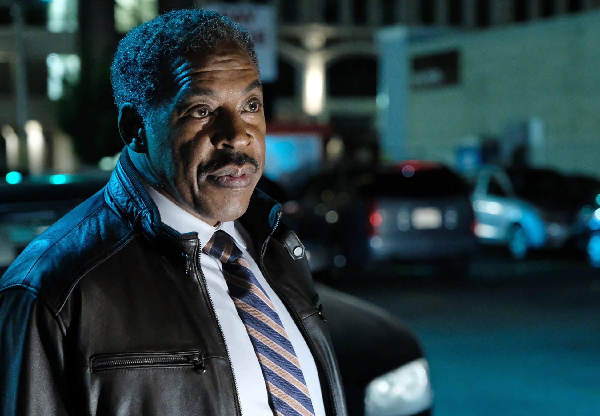 ffLethalWeapon-Ep211b_Sc48-Ray_0321_f_hires1 Preview — Lethal Weapon Season 2 Episode 11: Funny Money - Part 2