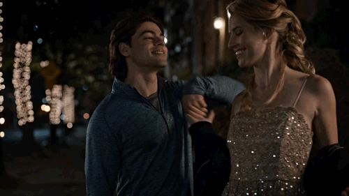 giphy 24 Favorite TV Couples from 2017 - Part 4