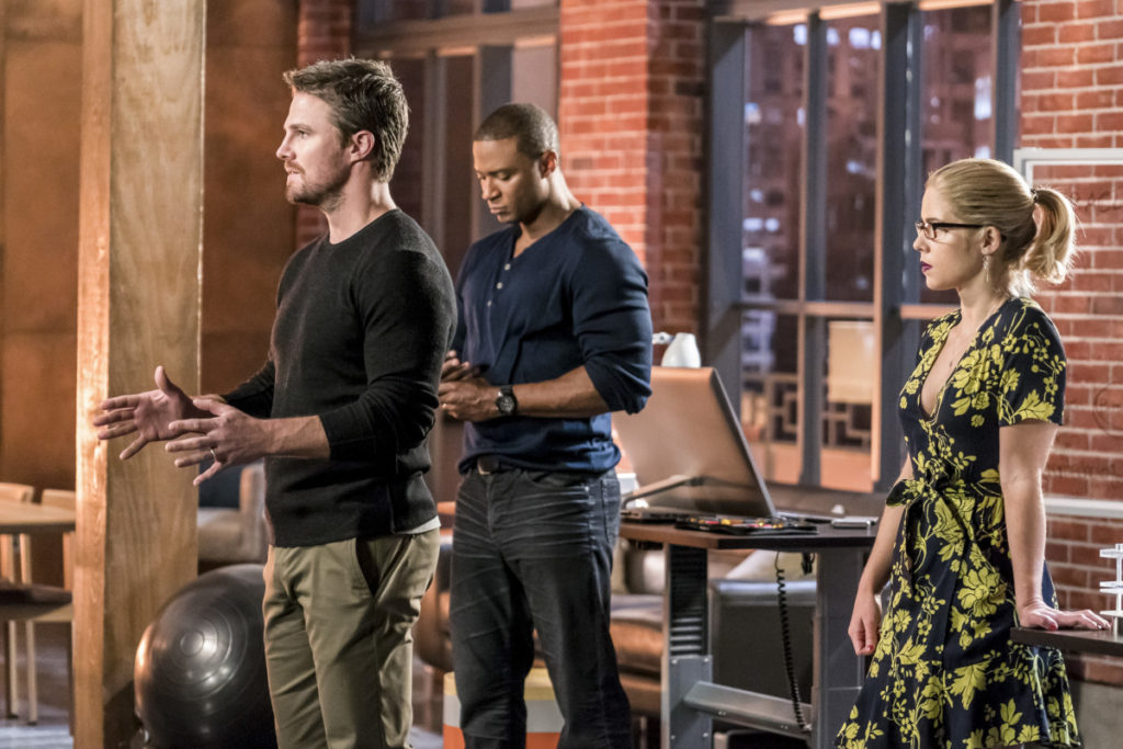 Arrow Season 6 Episode 10, Divided Preview — Arrow Season 6 Episode 10: Divided