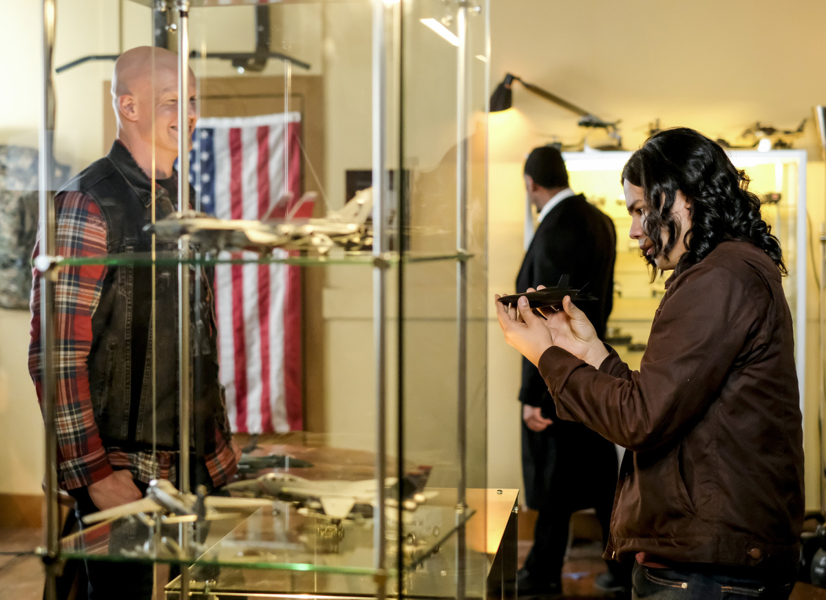 The Flash Season 4 Episode 12 - "Honey, I Shrunk Team Flash" Preview — The Flash Season 4 Episode 12: Honey I Shrunk Team Flash - Part 2