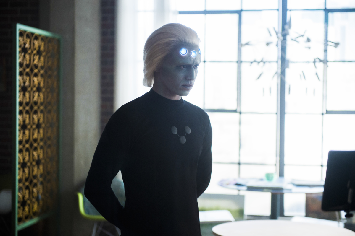 Supergirl Season 3 Episode 10 - Legion of Superheroes Preview — Supergirl Season 3 Episode 10: Legion of Superheroes - Part 2