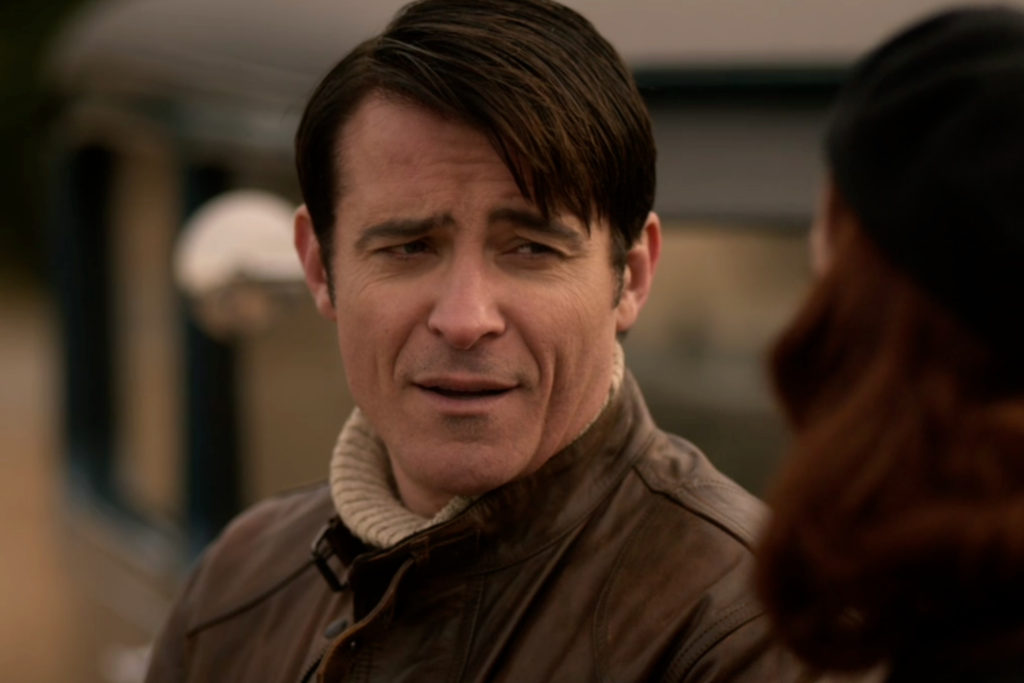 Garcia Flynn in Timeless Season 1 The Lost Generation 22 Most Memorable Costumes From Timeless Season 1 - Part 4