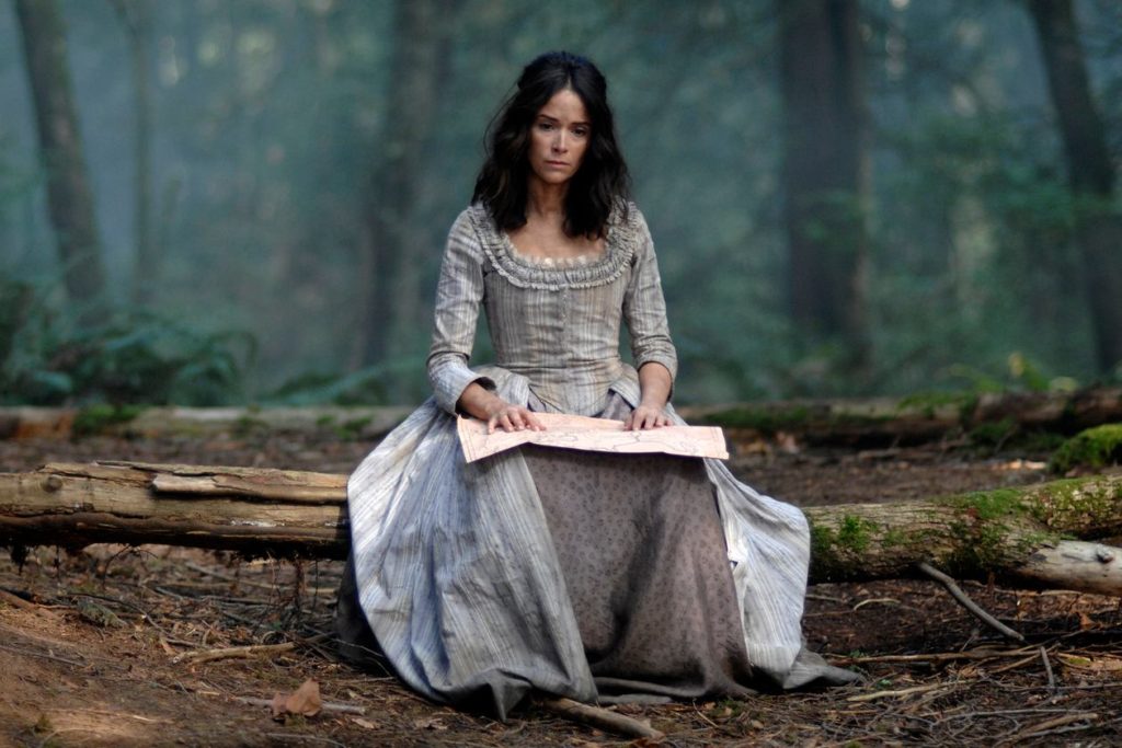 Lucy Timeless Season 1 Stranded 22 Most Memorable Costumes From Timeless Season 1 - Part 2