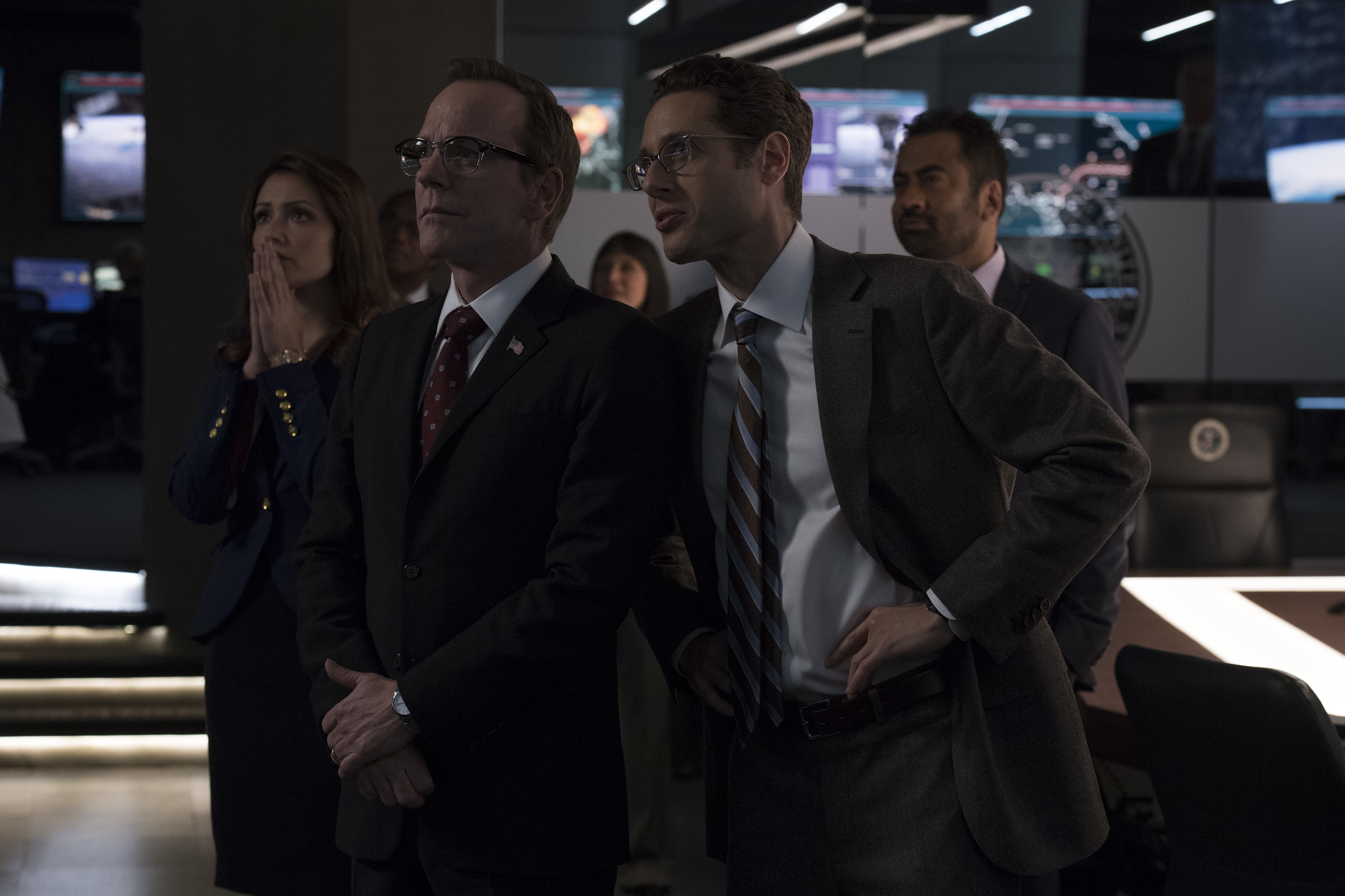 ITALIA RICCI, KIEFER SUTHERLAND, PAULO COSTANZO, KAL PENN Preview — Designated Survivor Season 2 Episode 12: The Final Frontier - Part 2