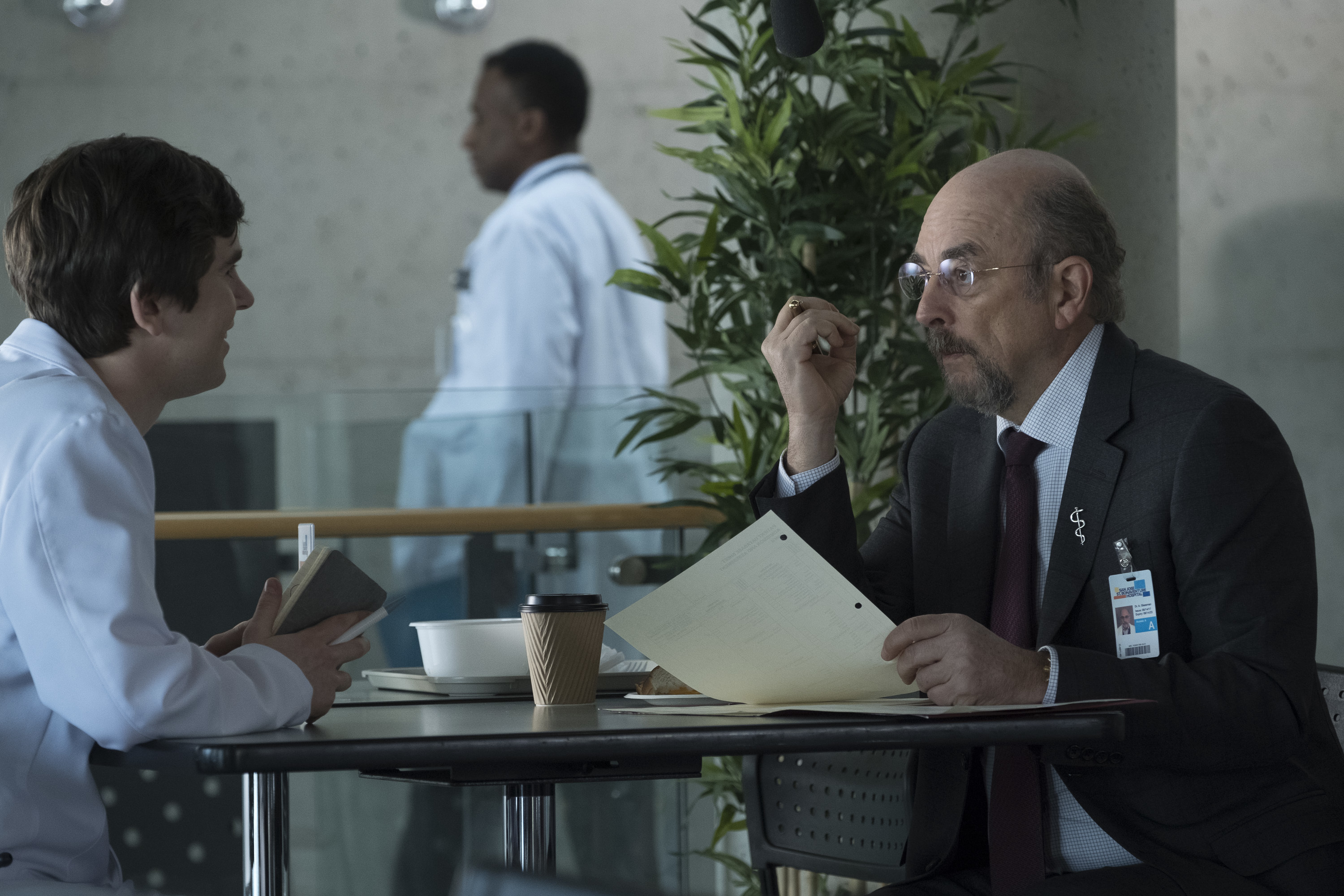 FREDDIE HIGHMORE, RICHARD SCHIFF Preview — The Good Doctor Season 1 Episode 17: Smile - Part 3