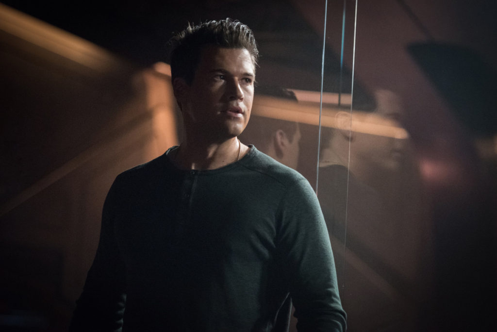 LGN315a_0314b DC’s Legends of Tomorrow Review: Necromancing the Stone (Season 3 Episode 15)