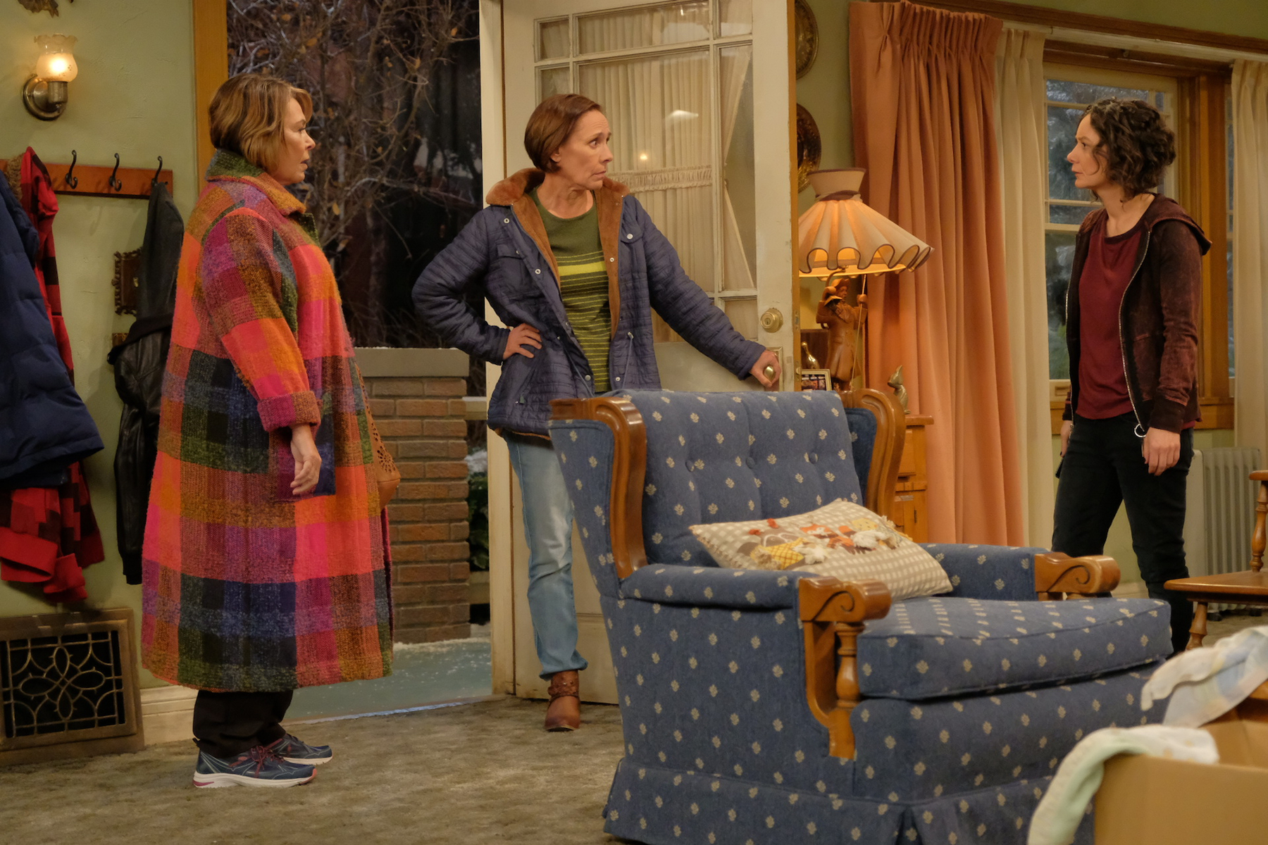 Roseanne Season 10 Episode 4 | Tell-Tale TV Roseanne Season 10 Episode 4 Preview — Roseanne Season 10 Episode 4: Eggs Over, Not Easy - Part 3