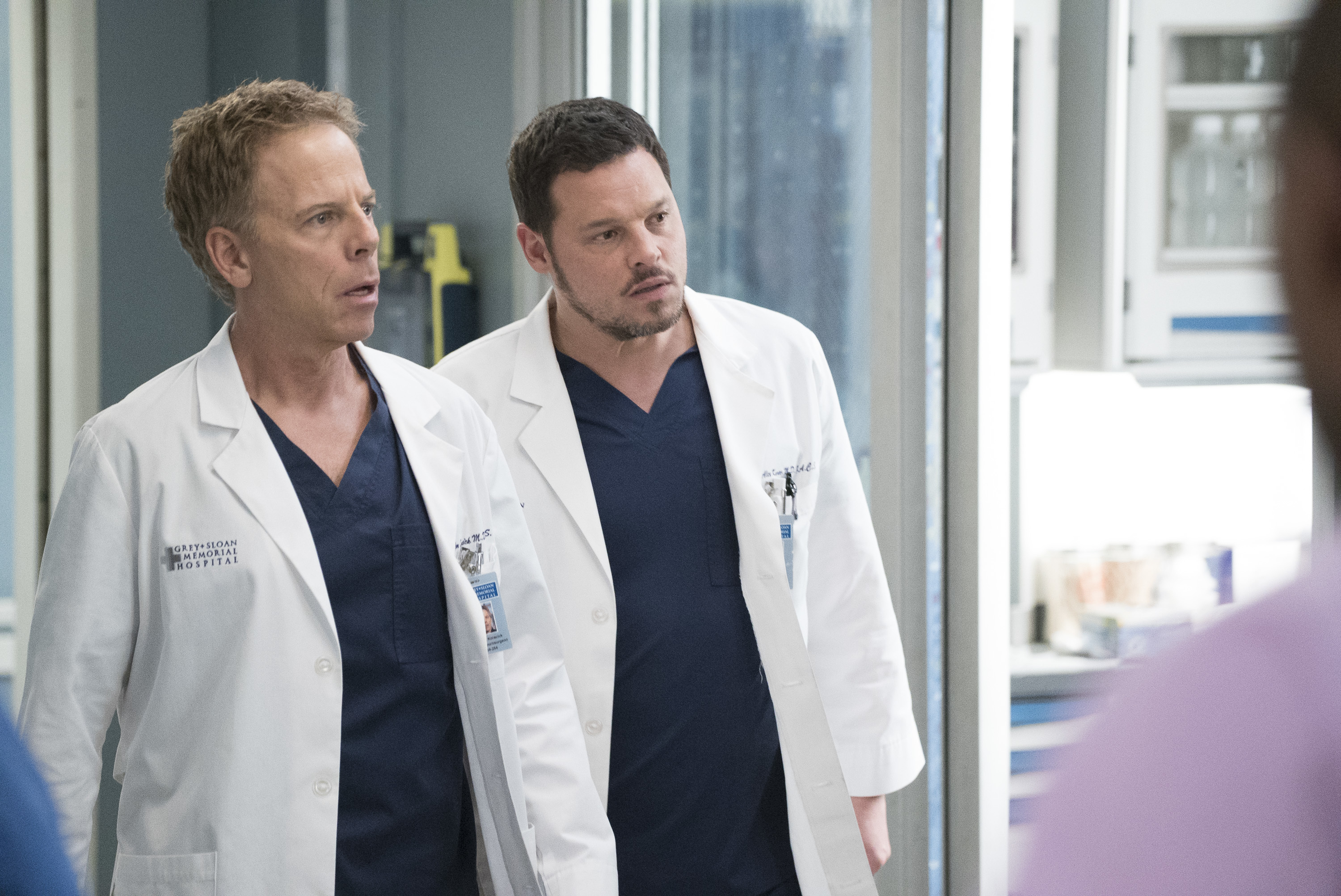 GREG GERMANN, JUSTIN CHAMBERS | Tell-Tale TV GREG GERMANN, JUSTIN CHAMBERS Preview — Grey’s Anatomy Season 14 Episode 18: Hold Back the River - Part 5