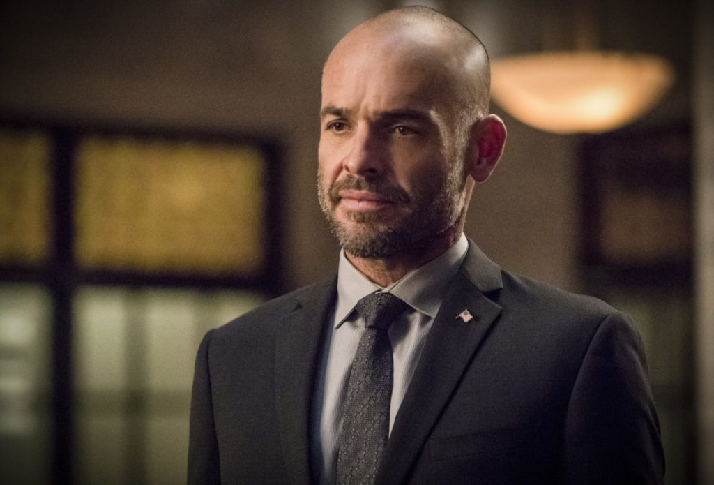 ARR617b_0293b Preview — Arrow Season 6 Episode 17: Brothers in Arms - Part 2