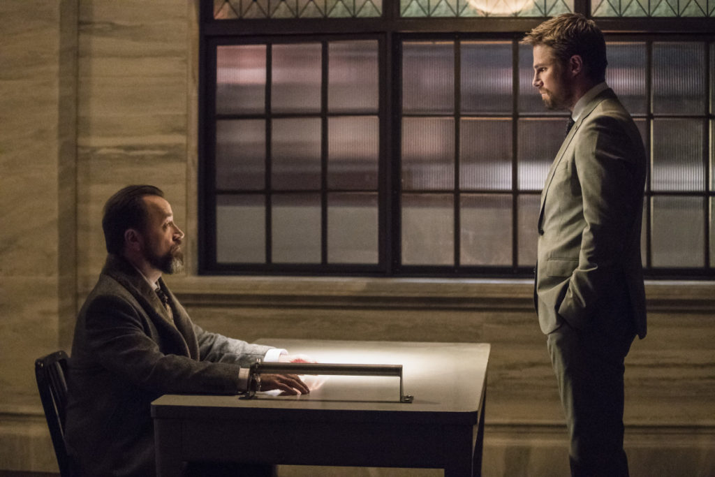 ARR617b_0396b Preview — Arrow Season 6 Episode 17: Brothers in Arms - Part 2