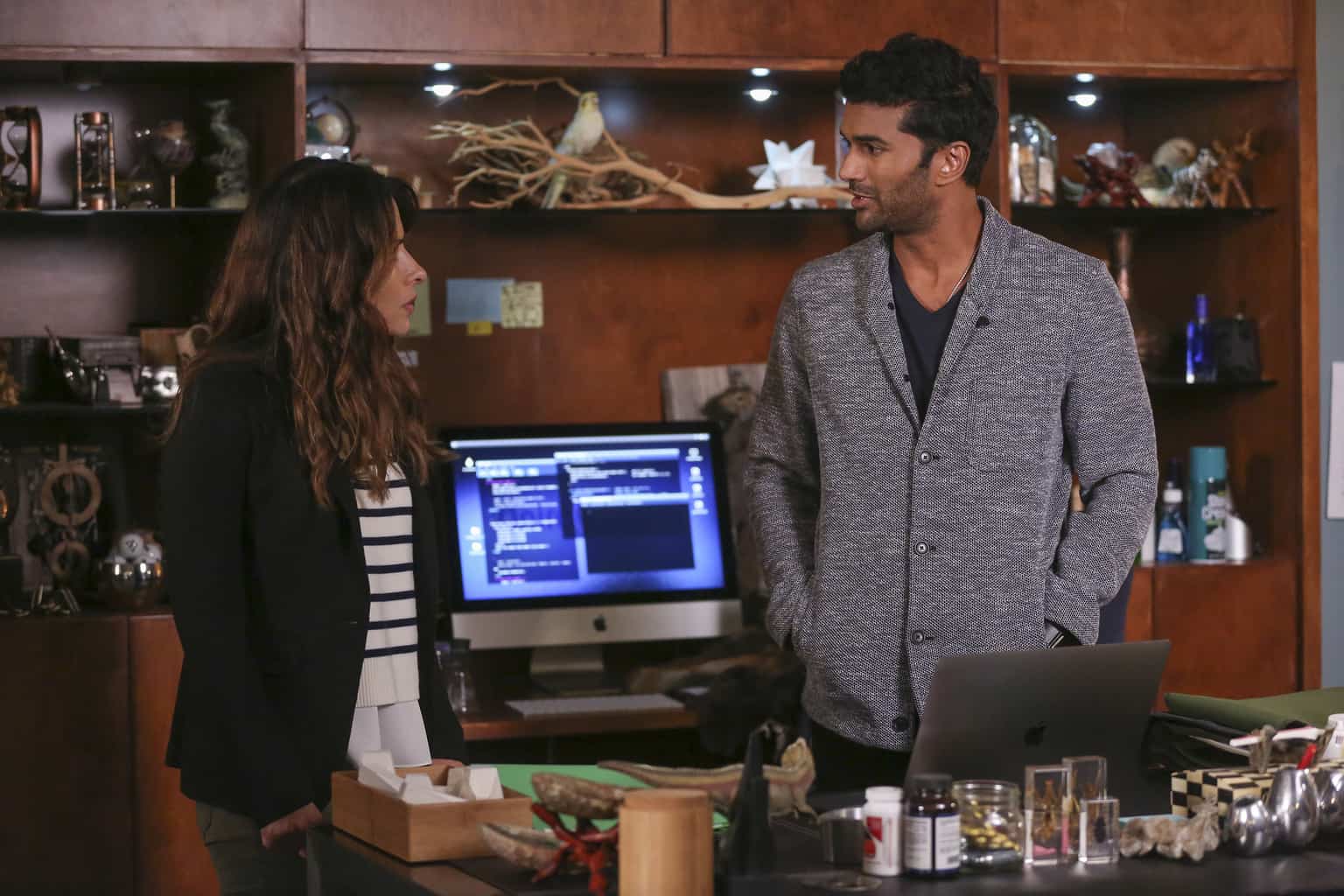 Reverie - Season 1 Episode 4 Preview — Reverie Season 1 Episode 4: Blue is the Coldest Color - Part 2