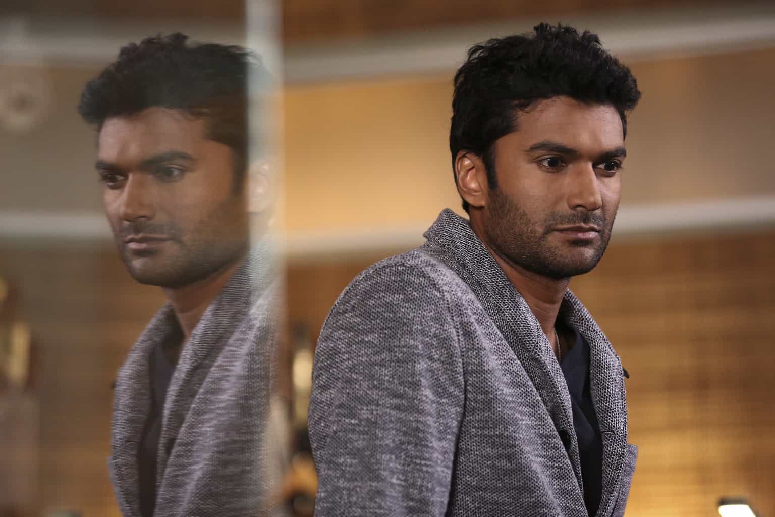 Reverie - Season 1 Episode 4 Preview — Reverie Season 1 Episode 4: Blue is the Coldest Color - Part 2