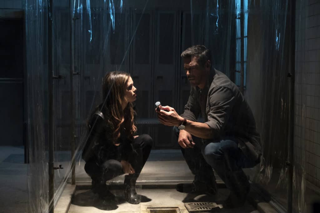 RACHEL BILSON, EDDIE CIBRIAN Preview — Take Two Season 1 Episode 7: About Last Night - Part 2 Take Two Season 1 Episode 7 - Rachel Bilson as Sam Swift, Eddie Cibrian as Eddie Valetik