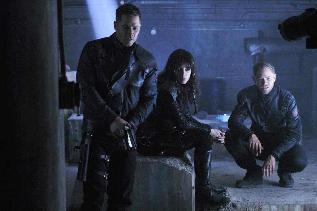 Killjoys – Season 4 Episode 3 Preview — Killjoys Season 4 Episode 3: Bro-d Trip