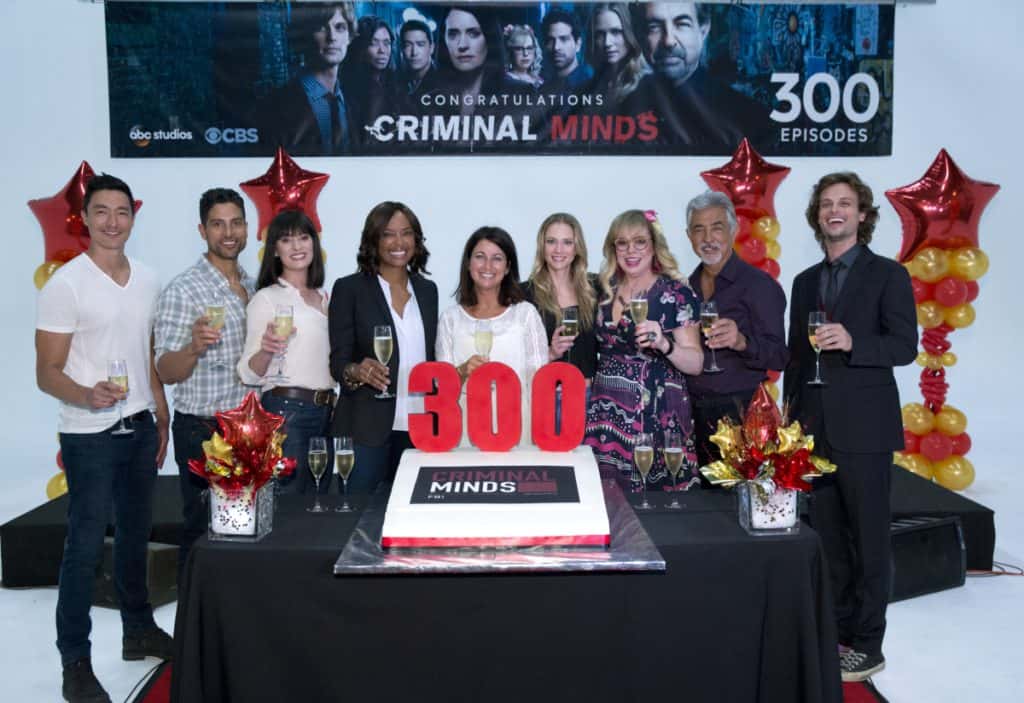CRIMINAL MINDS 300th Episode Cake Cutting Celebration Preview — Criminal Minds Season 14 Episode 1: 300 CRIMINAL MINDS 300th Episode Cake Cutting Celebration