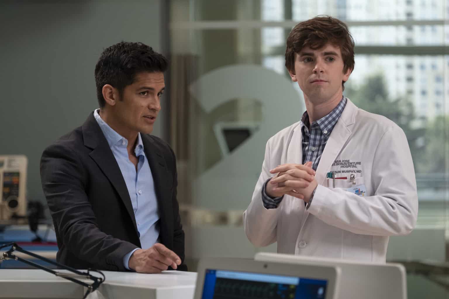 The Good Doctor Season 2 Episode 2 - NICHOLAS GONZALEZ, FREDDIE HIGHMORE Preview — The Good Doctor Season 2 Episode 2: Middle Ground - Part 4 The Good Doctor Season 2 Episode 2