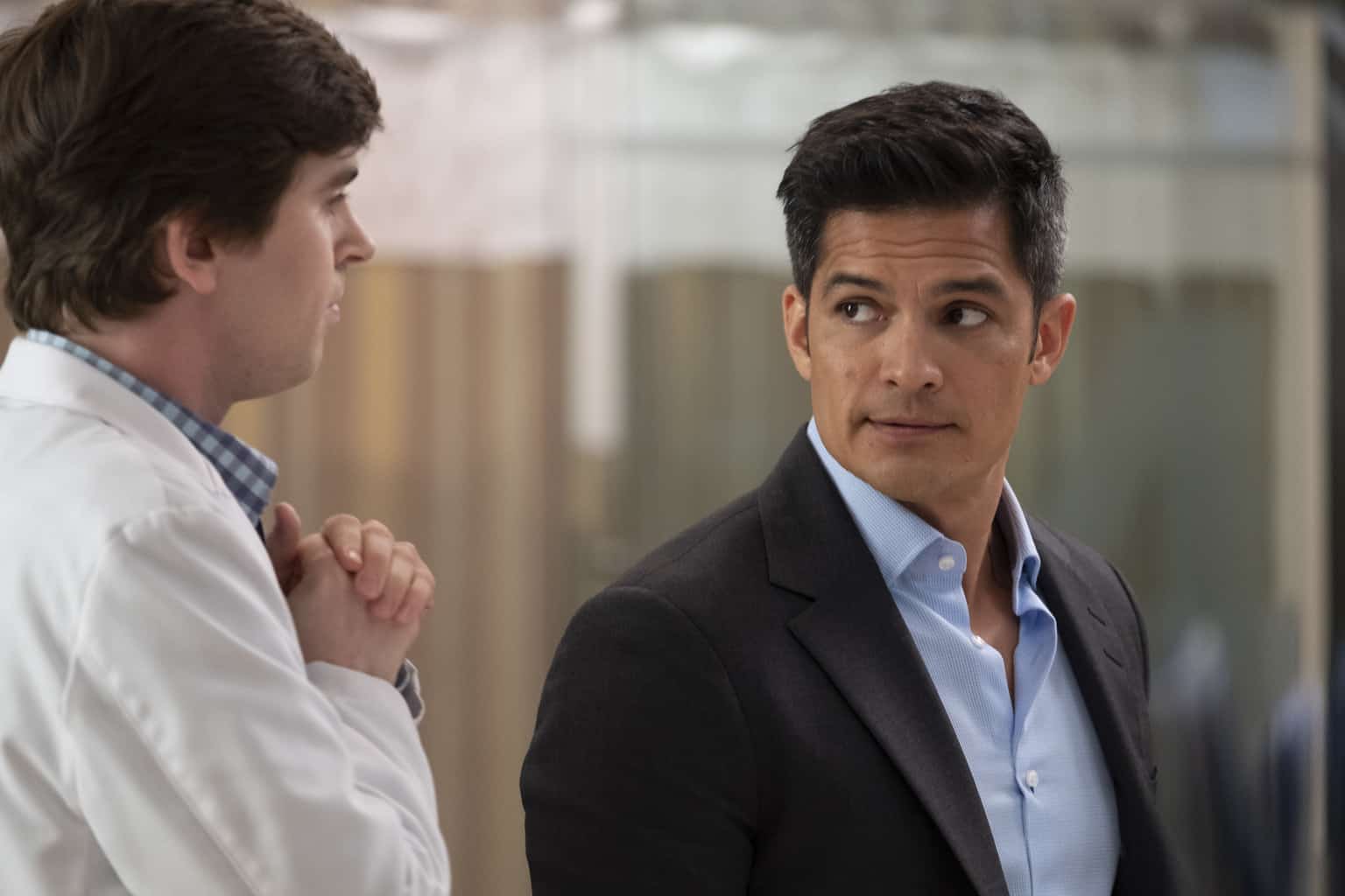 The Good Doctor Season 2 Episode 2 - FREDDIE HIGHMORE, NICHOLAS GONZALEZ Preview — The Good Doctor Season 2 Episode 2: Middle Ground - Part 4 The Good Doctor Season 2 Episode 2