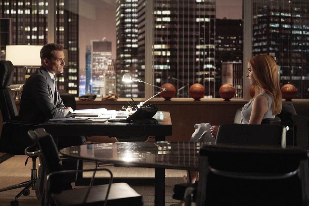 Suits Season 8 Episode 10 - Gabriel Macht as Harvey Specter, Sarah Rafferty as Donna Paulsen Preview — Suits Season 8 Episode 10: Managing Partner - Part 2 Suits Season 8 Episode 10 - Gabriel Macht as Harvey Specter, Sarah Rafferty as Donna Paulsen