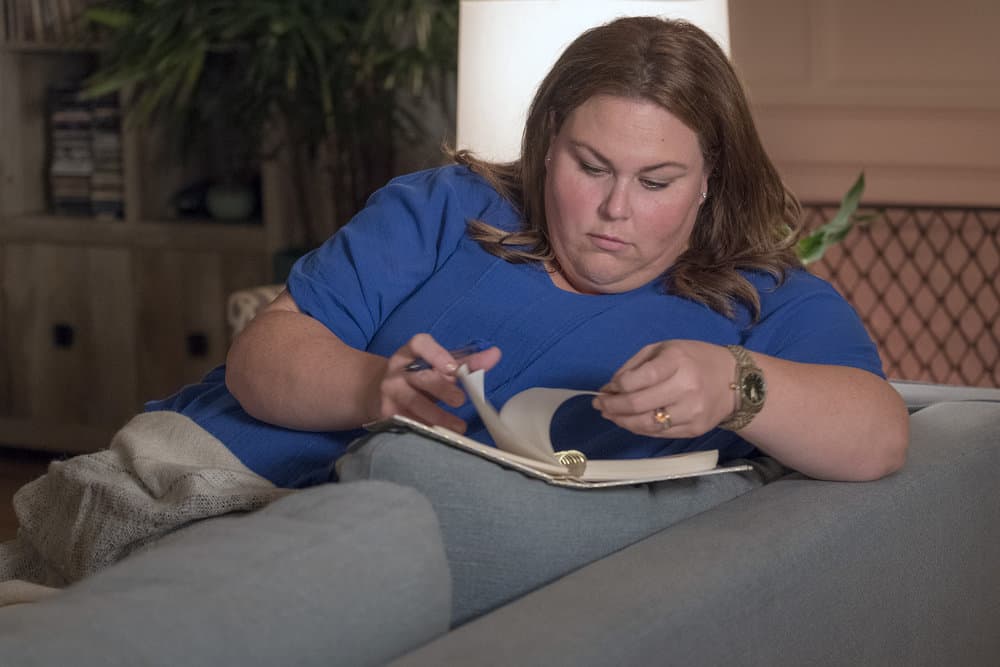 This Is Us Season 3 Episode 3 - Chrissy Metz as Kate Pearson Preview — This Is Us Season 3 Episode 3: Katie Girls - Part 2 This Is Us Season 3 Episode 3 - Chrissy Metz as Kate Pearson