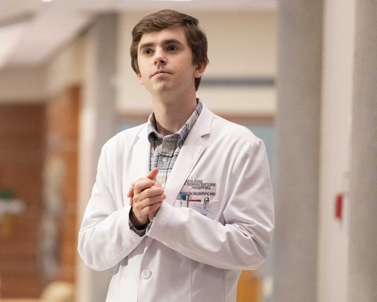 FREDDIE HIGHMORE Preview — The Good Doctor Season 2 Episode 9: Empathy - Part 2 The Good Doctor Season 2 Episode 9 "Empathy"