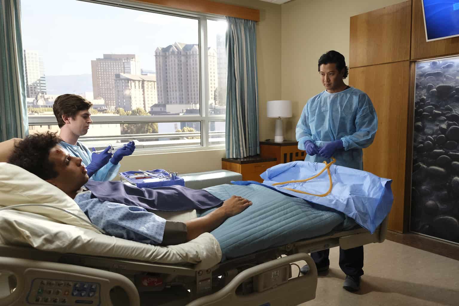 MASON GOODING, FREDDIE HIGHMORE, WILL YUN LEE Preview — The Good Doctor Season 2 Episode 9: Empathy - Part 2 The Good Doctor Season 2 Episode 9 "Empathy"
