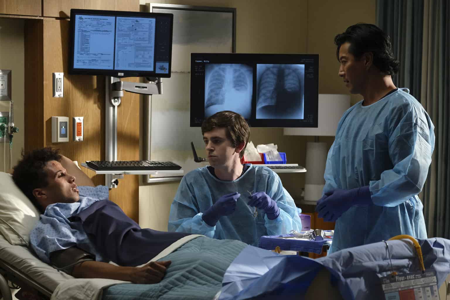MASON GOODING, FREDDIE HIGHMORE, WILL YUN LEE Preview — The Good Doctor Season 2 Episode 9: Empathy - Part 3 The Good Doctor Season 2 Episode 9 "Empathy"