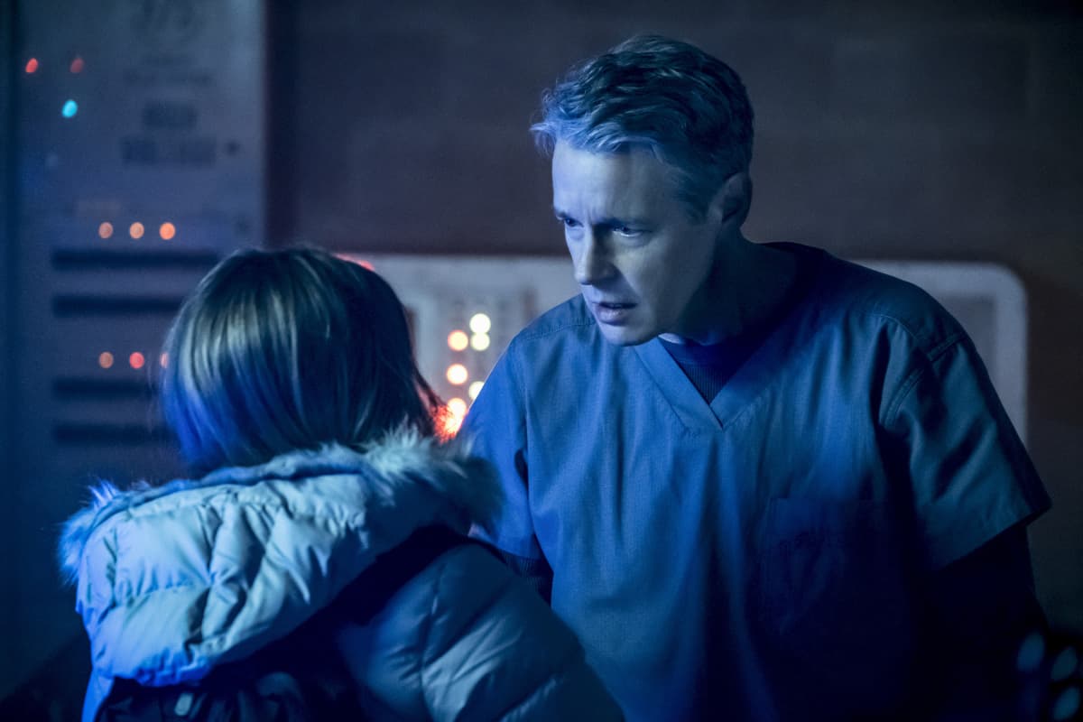FLA506b_0099b Preview — The Flash Season 5 Episode 6: The Icicle Cometh - Part 2