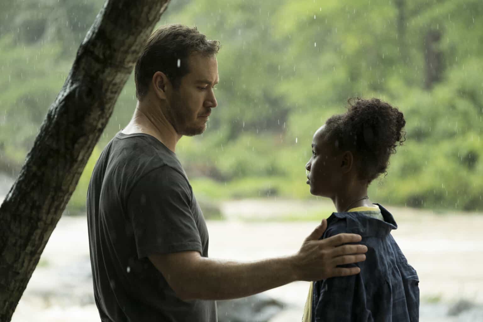 The Passage Season 1 Episode 1 Pilot - Mark-Paul Gosselaar and Saniyya Sidney The Passage Review: Pilot / You Owe Me a Unicorn (Season 1 Episodes 1 and 2) The Passage Season 1 Episode 1 Pilot - Mark-Paul Gosselaar and Saniyya Sidney