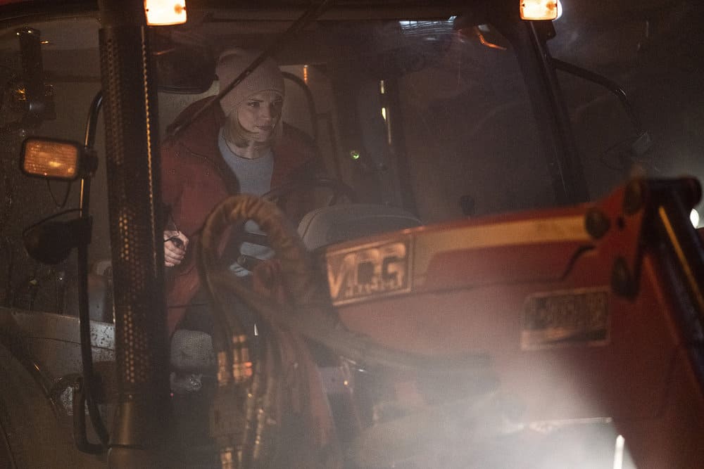 Chicago Fire Season 7 Episode 14 - Kara Killmer as Sylvie Brett Preview — Chicago Fire Season 7 Episode 14: It Wasn’t About Hockey - Part 2 Chicago Fire Season 7 Episode 14 - Kara Killmer as Sylvie Brett