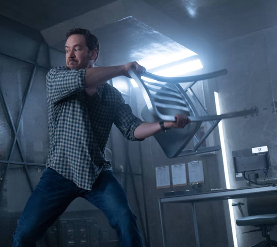 The Passage Season 1 Episode 5 - Mark-Paul Gosselaar as Brad Wolgast Preview — The Passage Season 1 Episode 5: How You Gonna Outrun The End of the World? - Part 2 The Passage Season 1 Episode 5 - Mark-Paul Gosselaar as Brad Wolgast