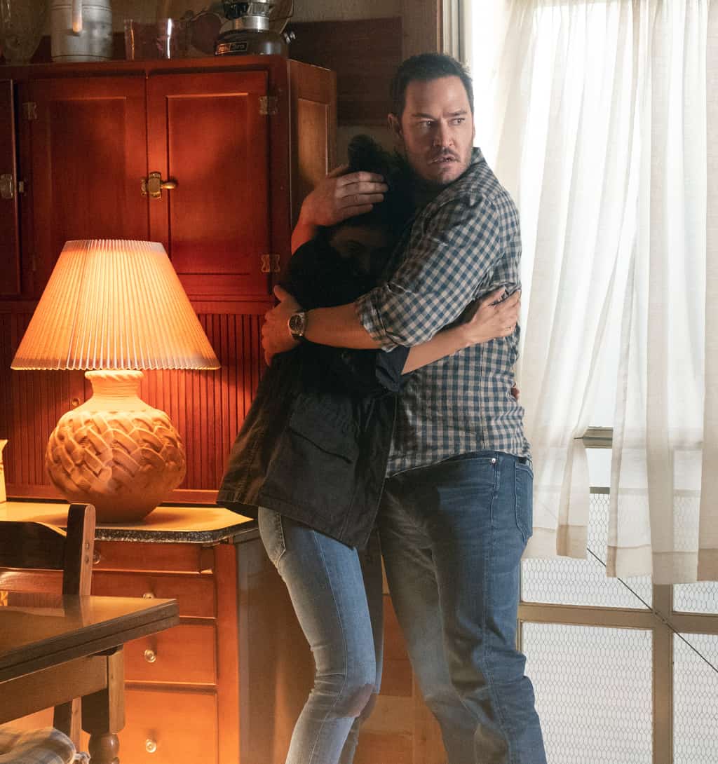 The Passage Season 1 Episode 6 - Saniyya Sidney as Amy Bellafonte and Mark-Paul Gosselaar as Brad Wolgast Preview — The Passage Season 1 Episode 6: I Want to Know What You Taste Like - Part 2 The Passage Season 1 Episode 6 - Saniyya Sidney as Amy Bellafonte and Mark-Paul Gosselaar as Brad Wolgast