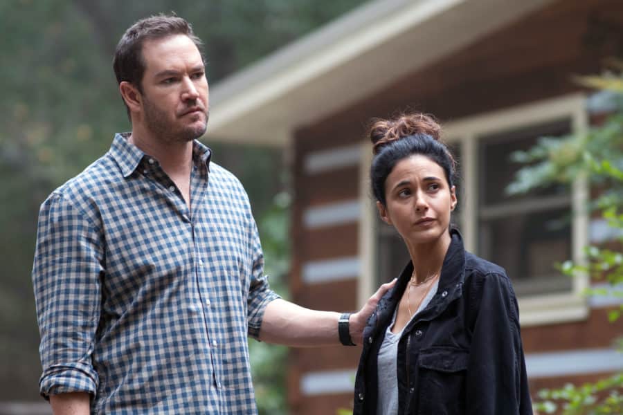The Passage Season 1 Episode 6 - Mark-Paul Gosselaar as Brad Wolgast and Emmanuelle Chriqui as Dr. Lila Kyle Preview — The Passage Season 1 Episode 6: I Want to Know What You Taste Like - Part 2 The Passage Season 1 Episode 6 - Mark-Paul Gosselaar as Brad Wolgast and Emmanuelle Chriqui as Dr. Lila Kyle