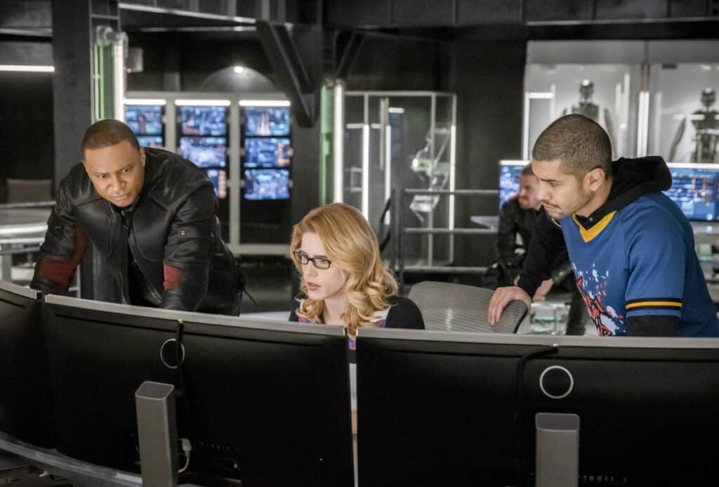 ARR717b_0212b Preview — Arrow Season 7 Episode 17: Inheritance Arrow Season 7 Episode 17 - "Inheritance"