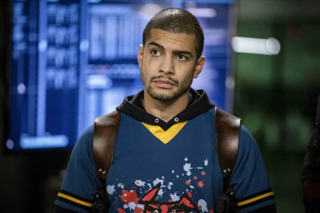 ARR717b_0400b Preview — Arrow Season 7 Episode 17: Inheritance Arrow Season 7 Episode 17 - Rick Gonzalez as Rene Ramirez/Wild Dog