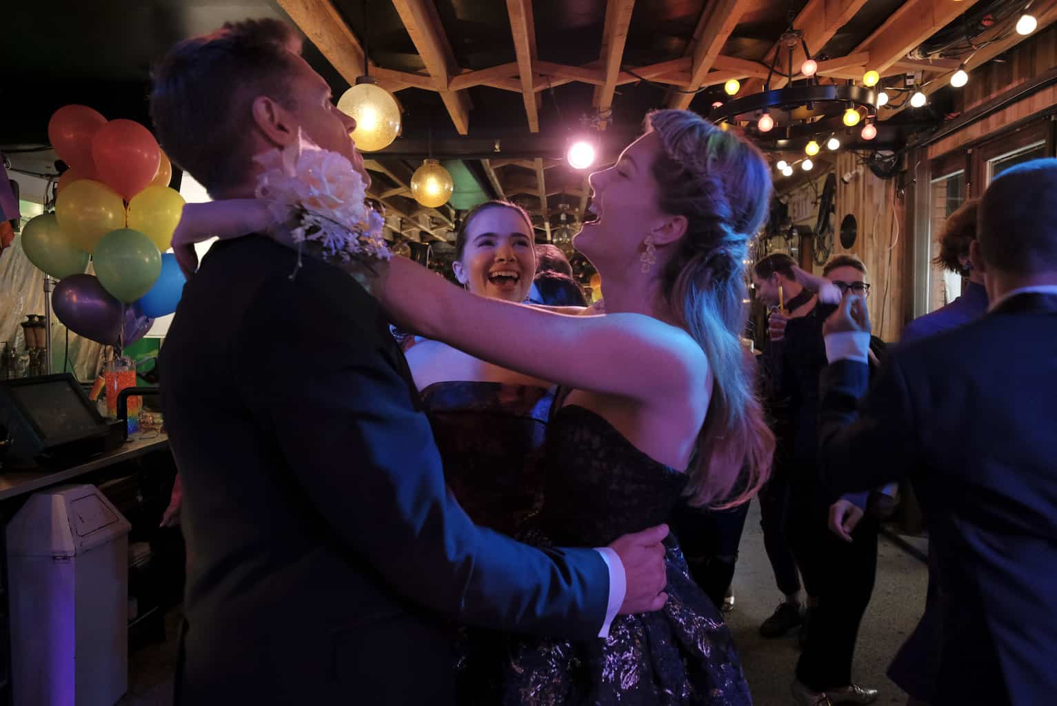 SAM PAGE, KATIE STEVENS, MEGHANN FAHY Preview — The Bold Type Season 3 Episode 2: Plus It Up - Part 3 The Bold Type Season 3 Episode 2: "Plus It Up"