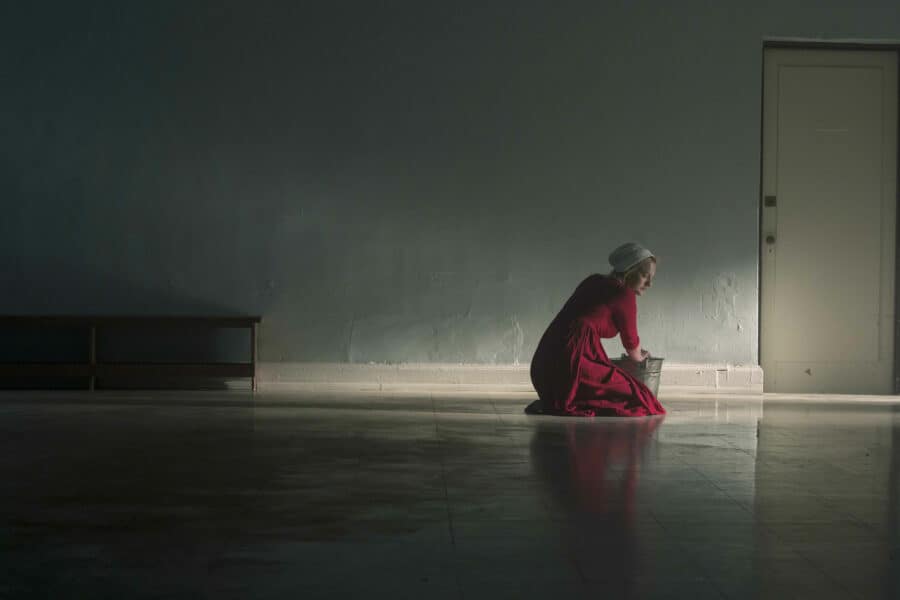 Night | Tell-Tale TV Night The Handmaid’s Tale Season 3 Premiere Review: Night (Season 3 Episode 1)