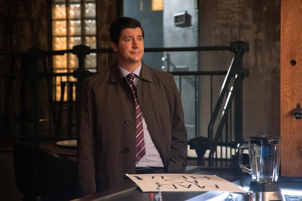 iZombie Season 5 Episode 6 - Ken Marino as Brandt Stone iZombie Review: The Scratchmaker (Season 5 Episode 6) iZombie Season 5 Episode 6 - Ken Marino as Brandt Stone